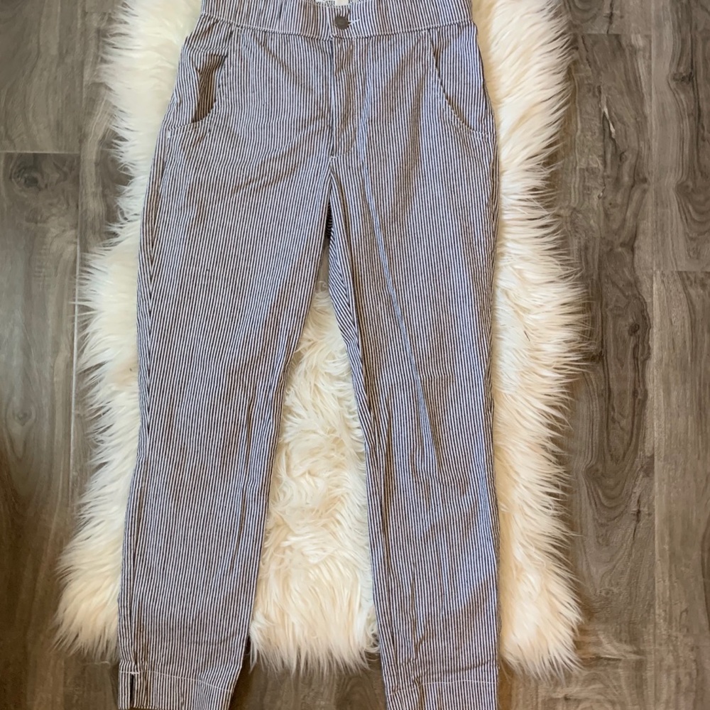 Striped straight pants